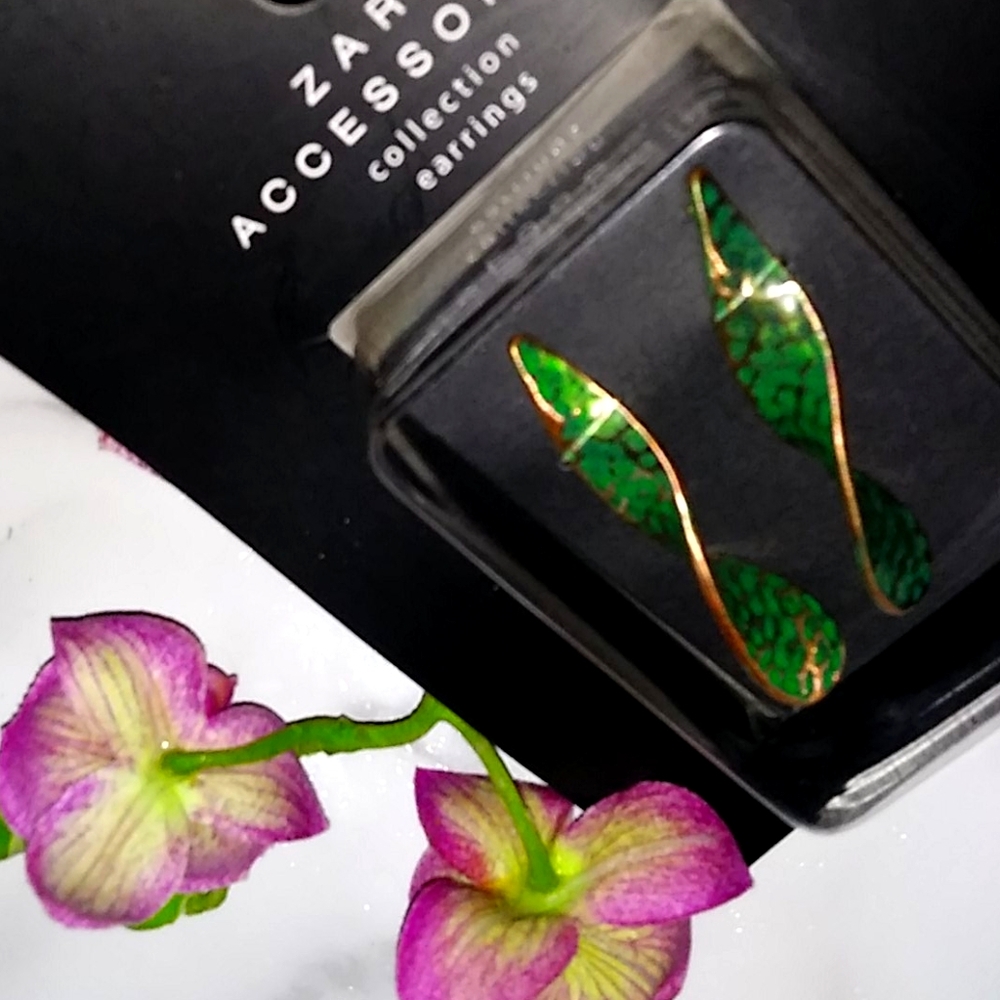 ZARA 100% Zinc Earings